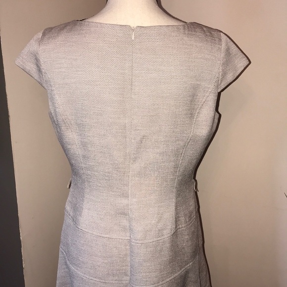 Anne Klein beautiful dress. - Picture 5 of 11